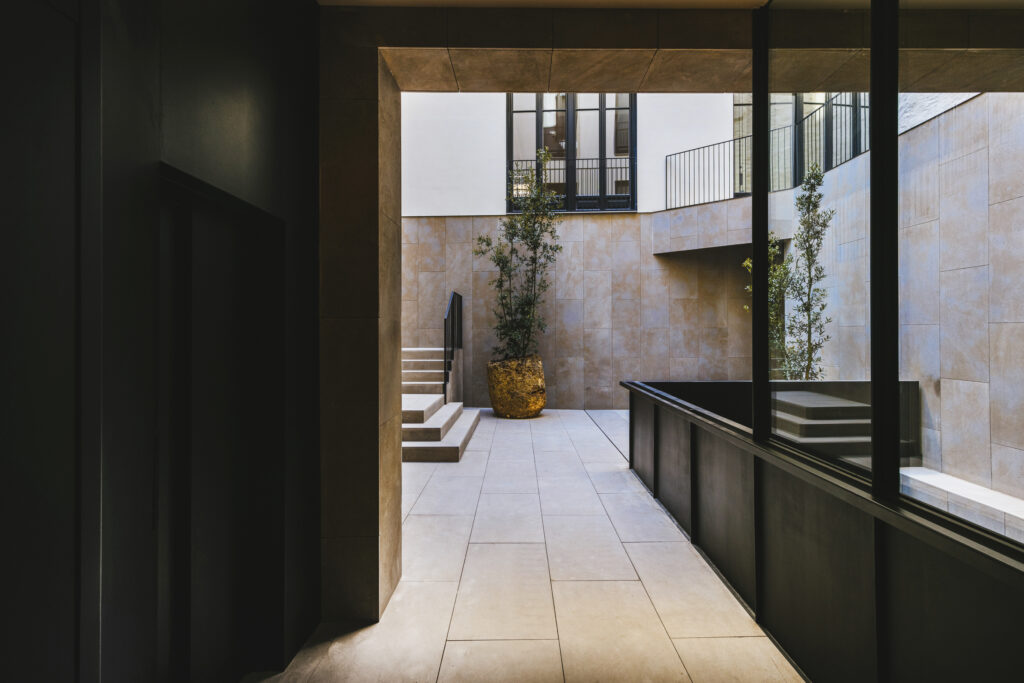 Promoción de viviendas en C/Princesa, Barcelona