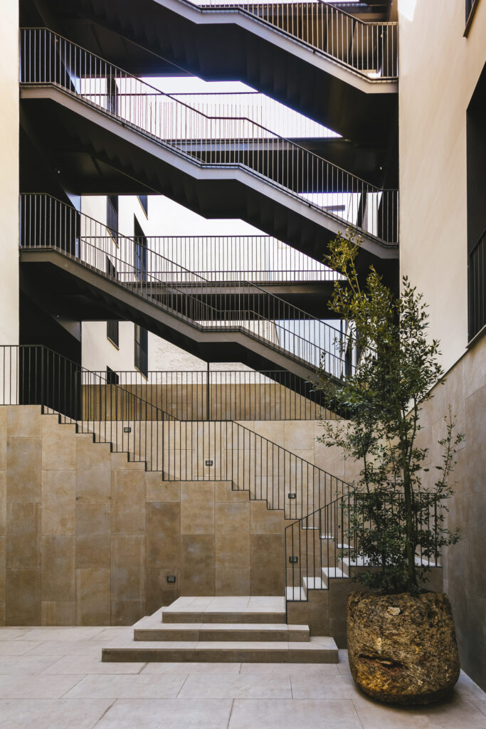 Promoción de viviendas en C/Princesa, Barcelona